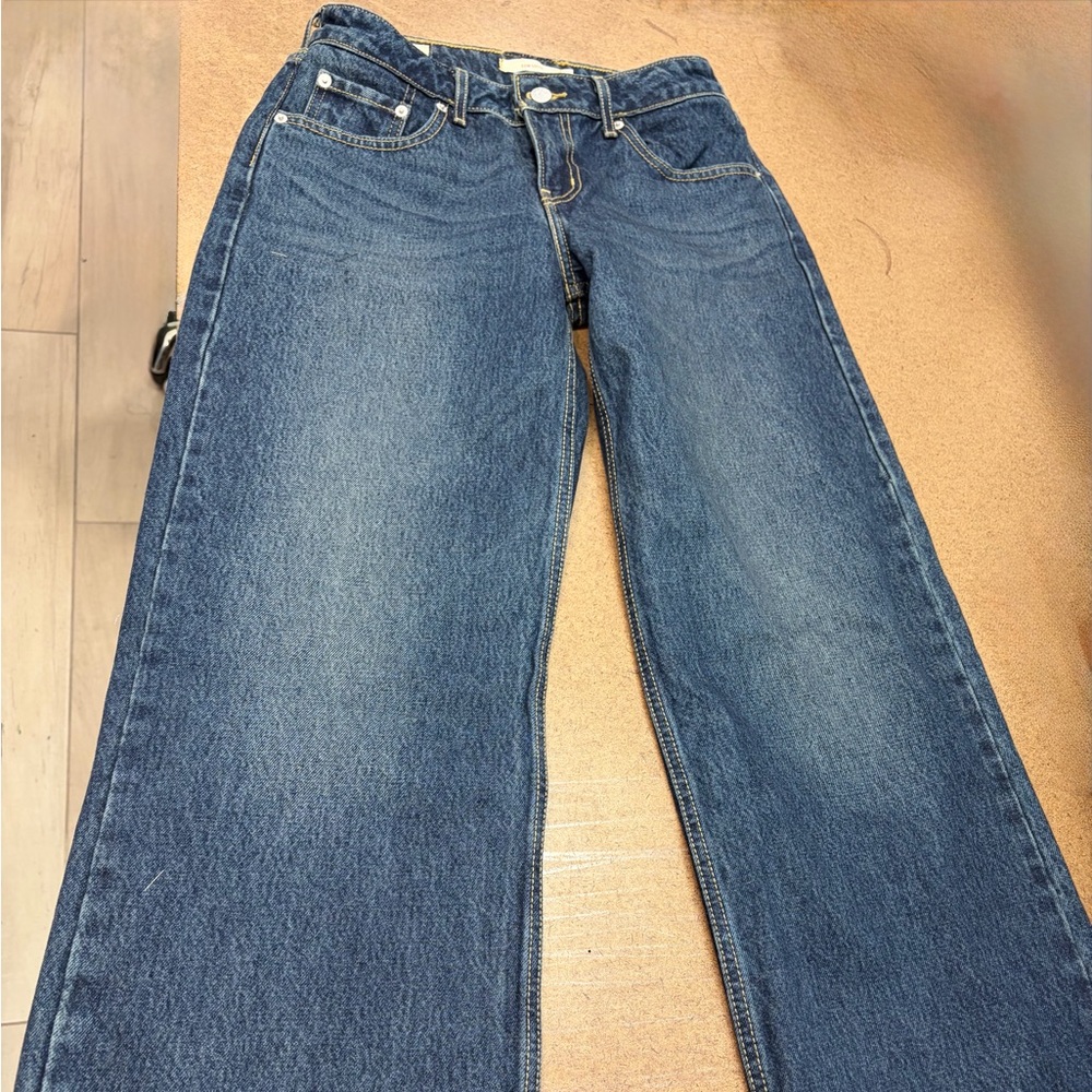 Levi's Wide-Leg Flare Jeans in Dark Blue Wash